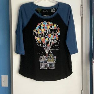 Disney UP revesable raglan shirt